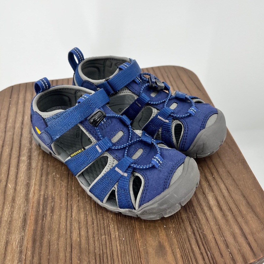 Keen Seacamp II CNX Youth Sandals Blue Depths Gargoyle 1010096 Size 1 US NWT